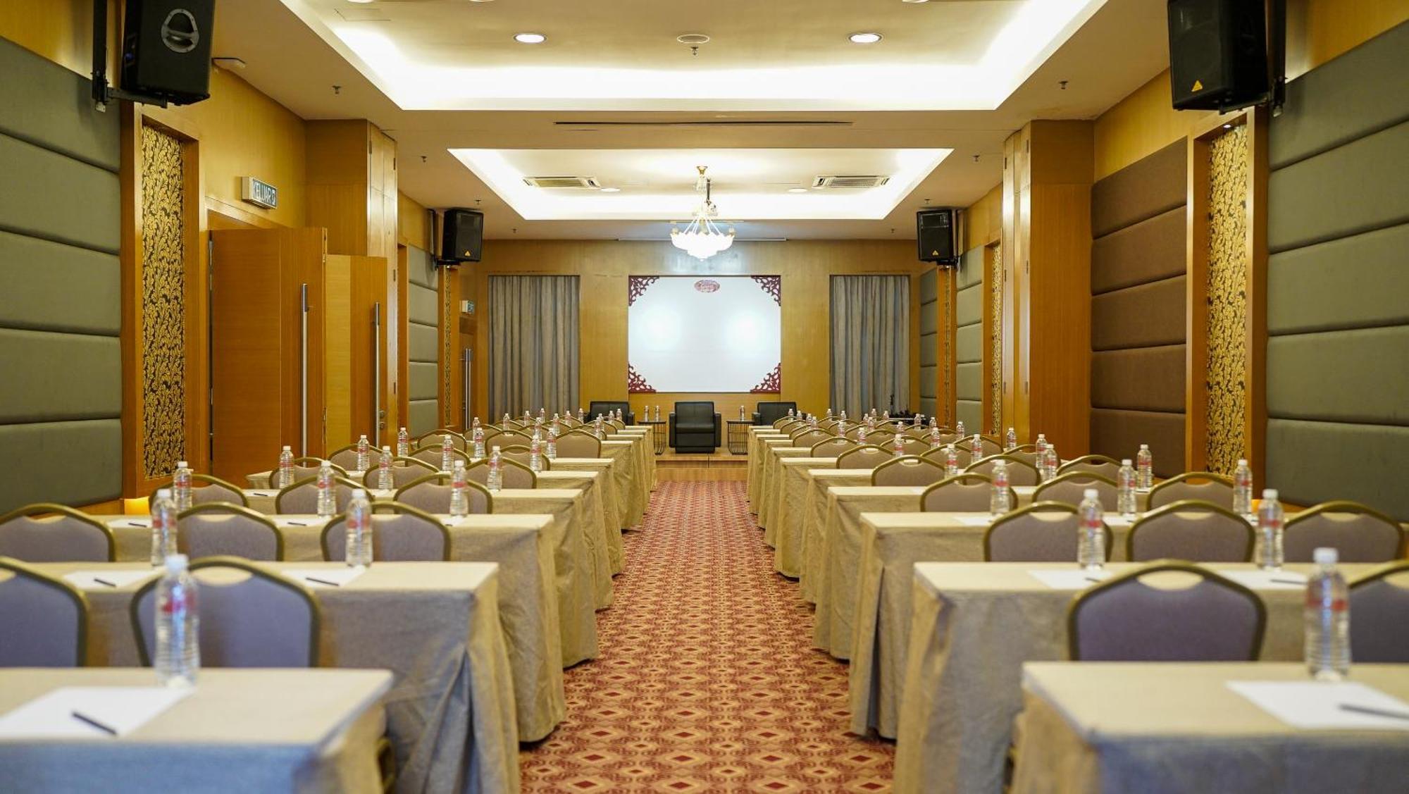 The Guest Hotel & Spa Port Dickson Ngoại thất bức ảnh