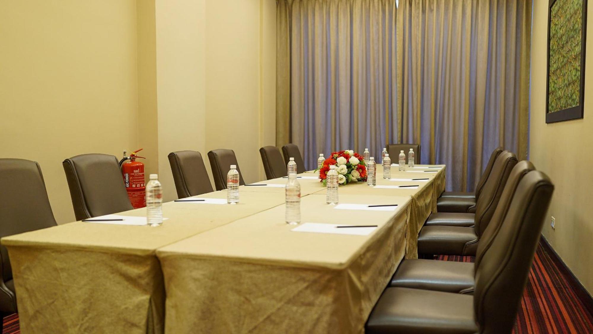 The Guest Hotel & Spa Port Dickson Ngoại thất bức ảnh