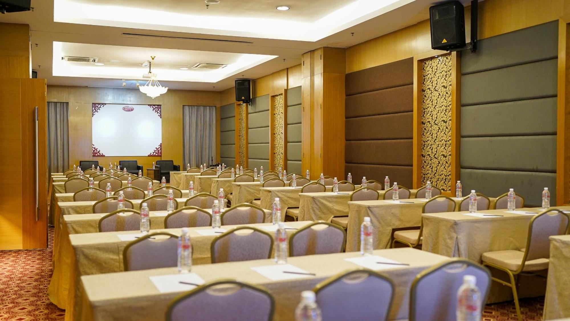 The Guest Hotel & Spa Port Dickson Ngoại thất bức ảnh