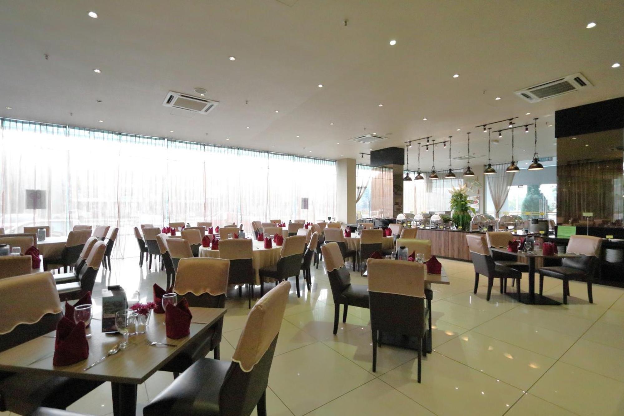 The Guest Hotel & Spa Port Dickson Ngoại thất bức ảnh